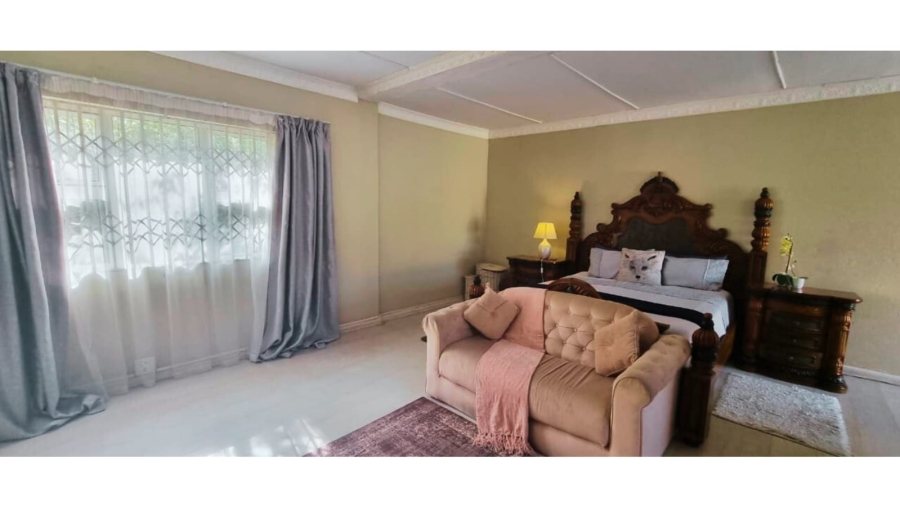 4 Bedroom Property for Sale in Haven Hills Eastern Cape